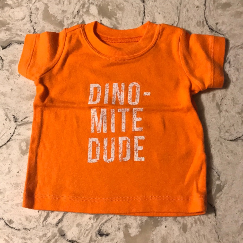 Carters T-shirt 3 month.